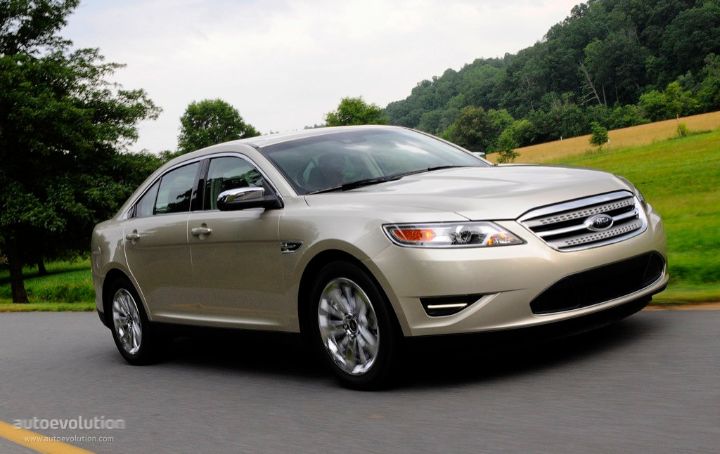 Ford Taurus loaner car available at Local Wrench Auto Repair in Belfair, WA